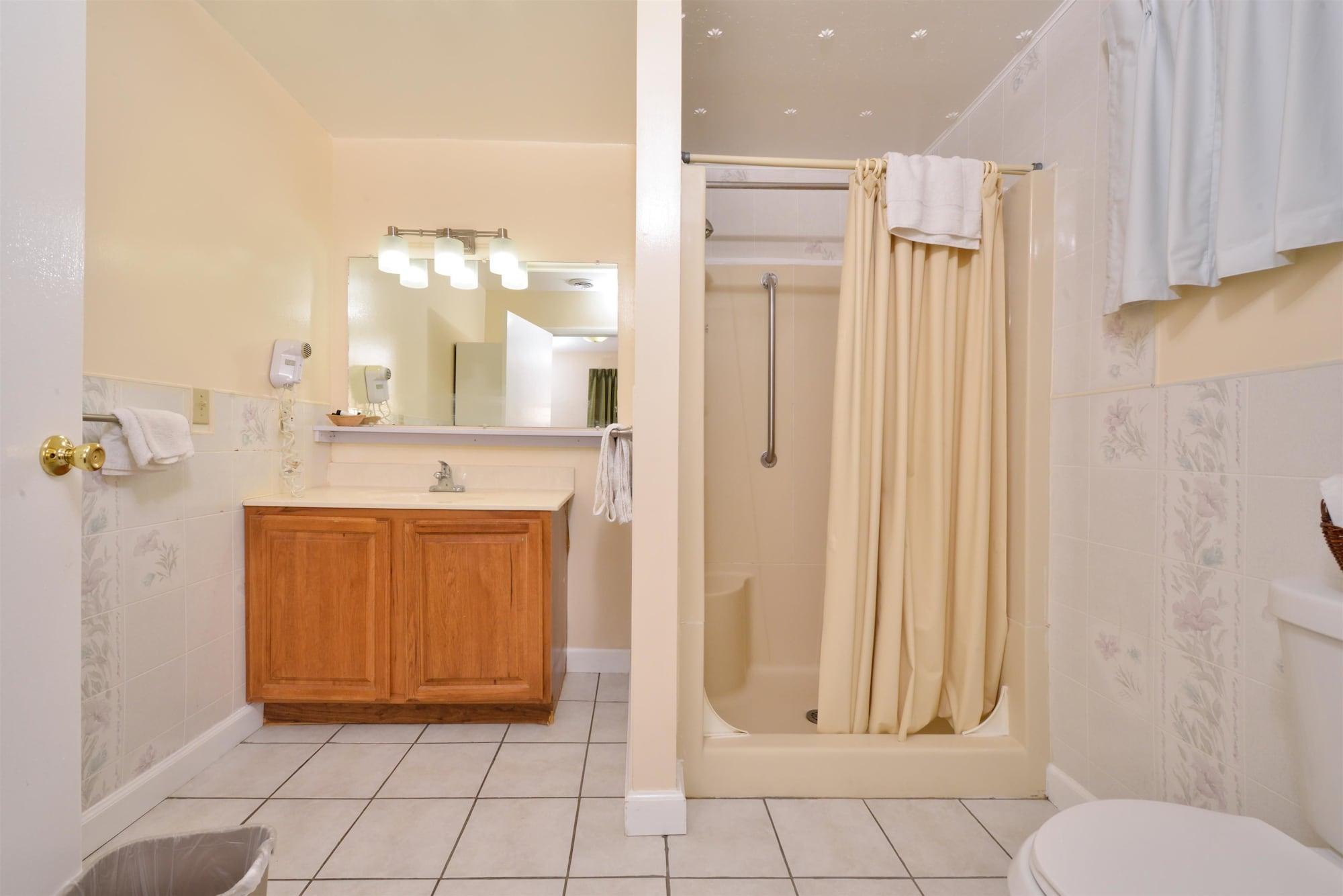 Americas Best Value Inn Jonesville/Hillsdale Eksteriør billede