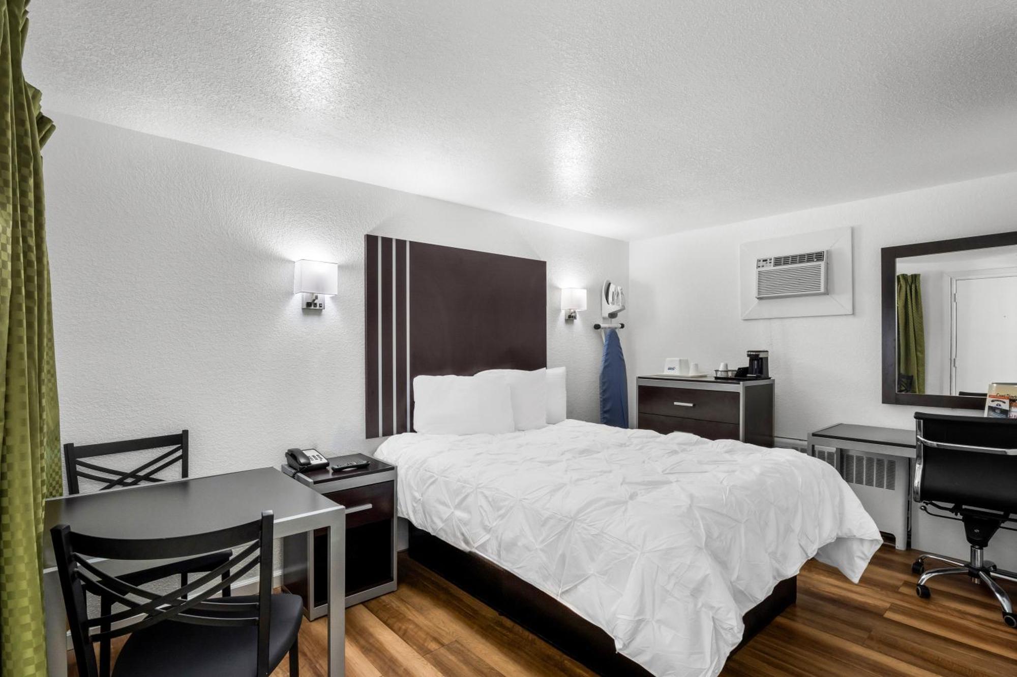 Americas Best Value Inn Jonesville/Hillsdale Eksteriør billede
