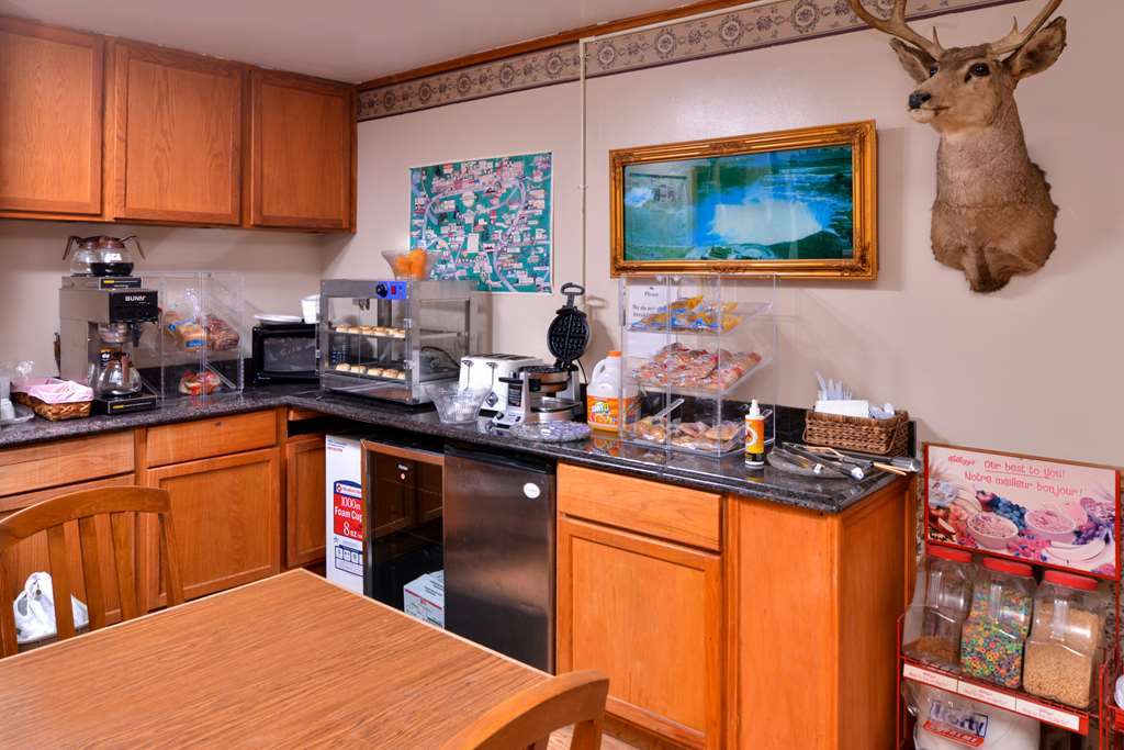 Americas Best Value Inn Jonesville/Hillsdale Restaurant billede
